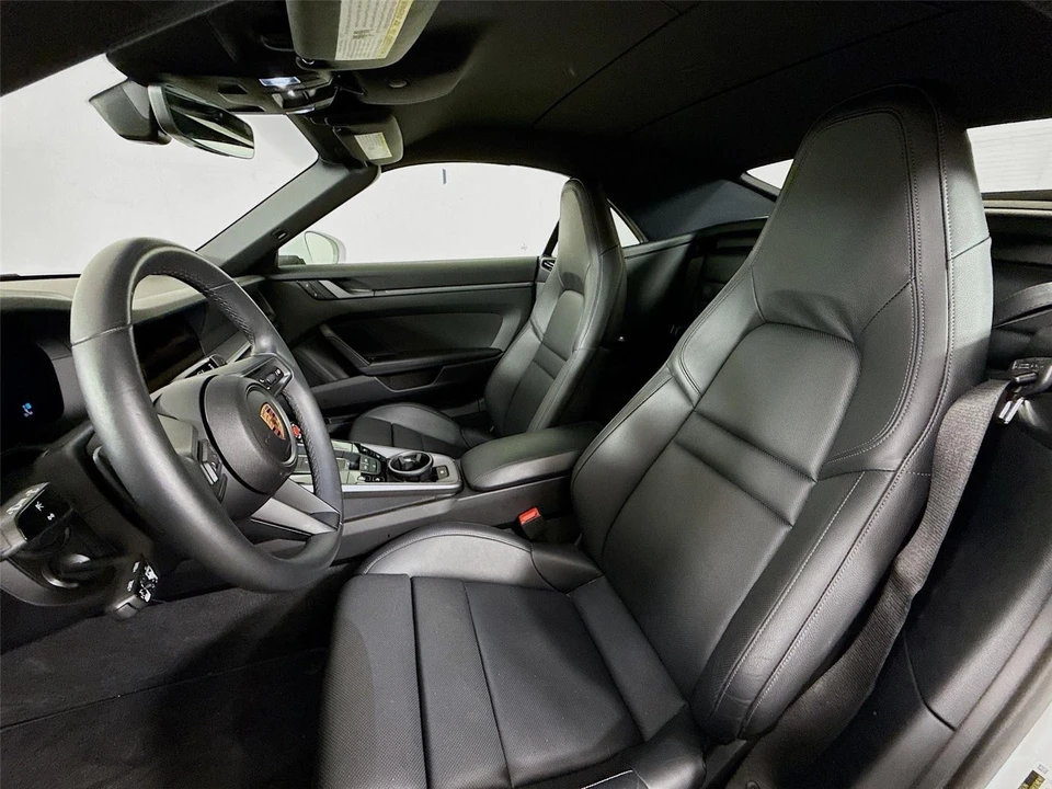 2025 Porsche 992 Carrera - Image 2 of 21