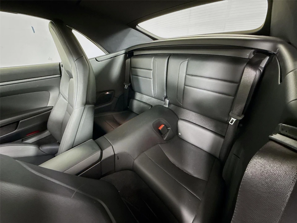 2025 Porsche 992 Carrera - Image 13 of 21