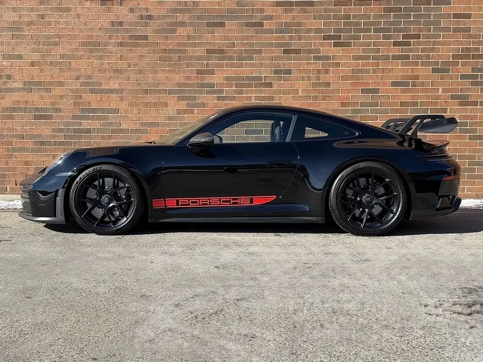 2025 Porsche 992 GT3 - Image 2 of 15