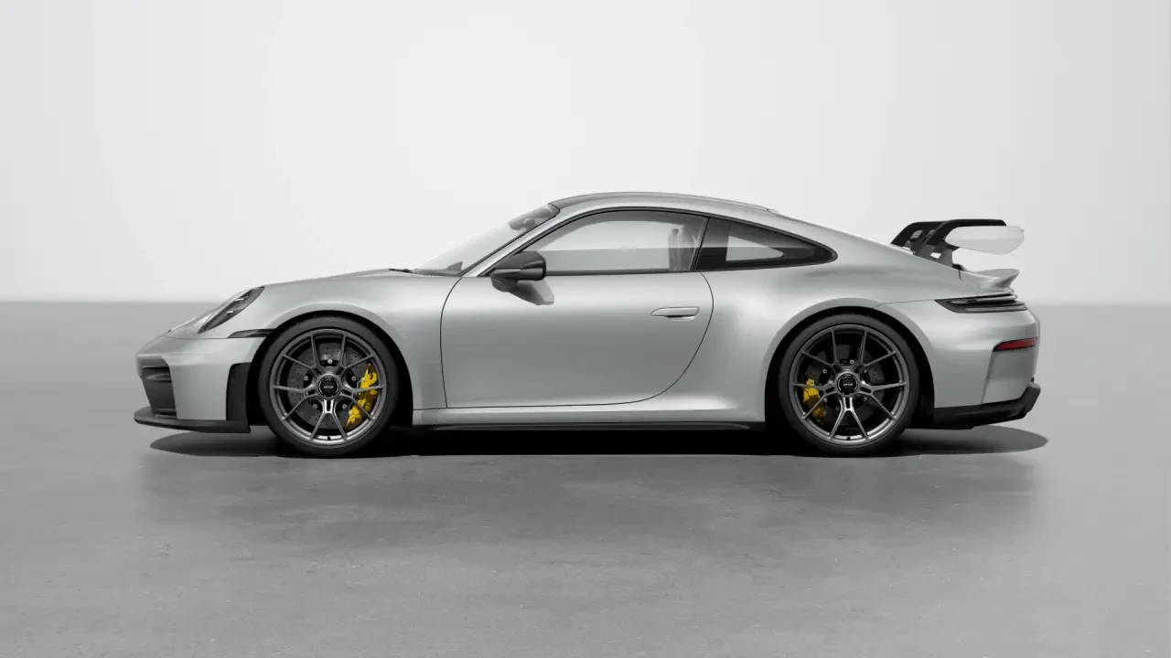 2025 Porsche 992 GT3 - Image 16 of 31
