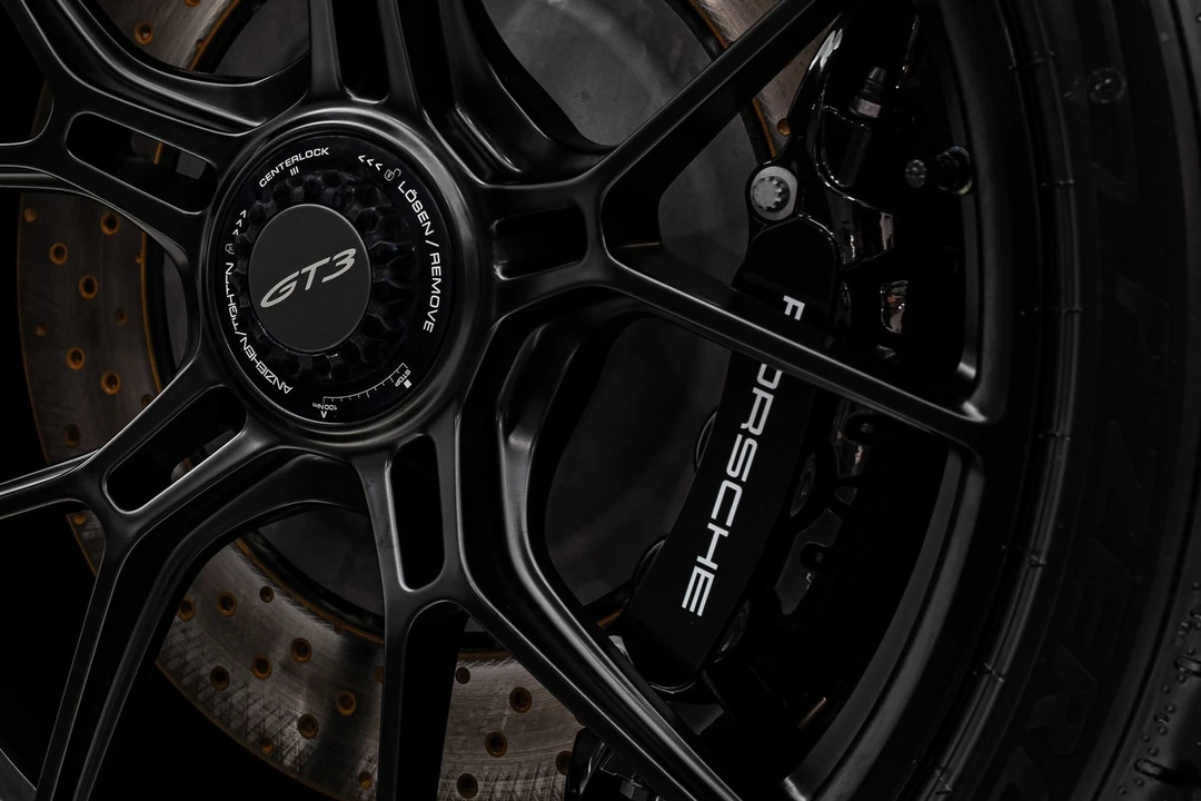 2025 Porsche 992 GT3 - Image 26 of 31