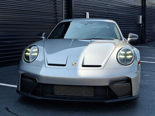 2025 Porsche 992 GT3 - Image 10 of 31