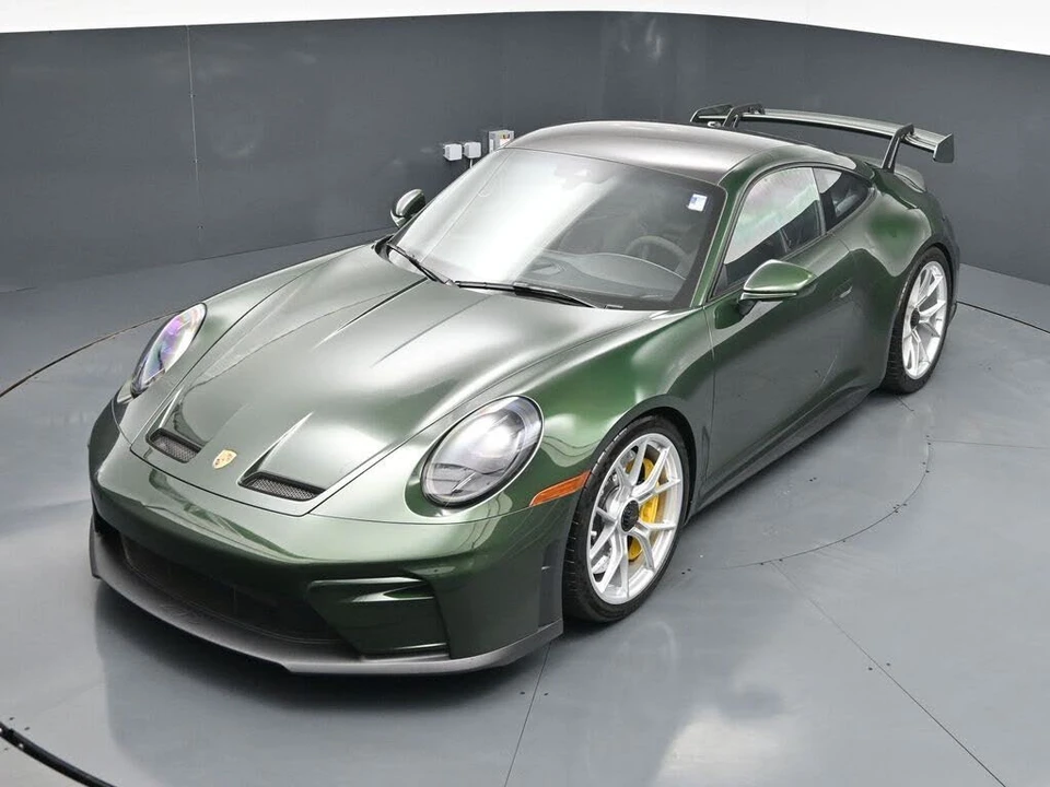 2025 Porsche 992 GT3 - Image 12 of 31