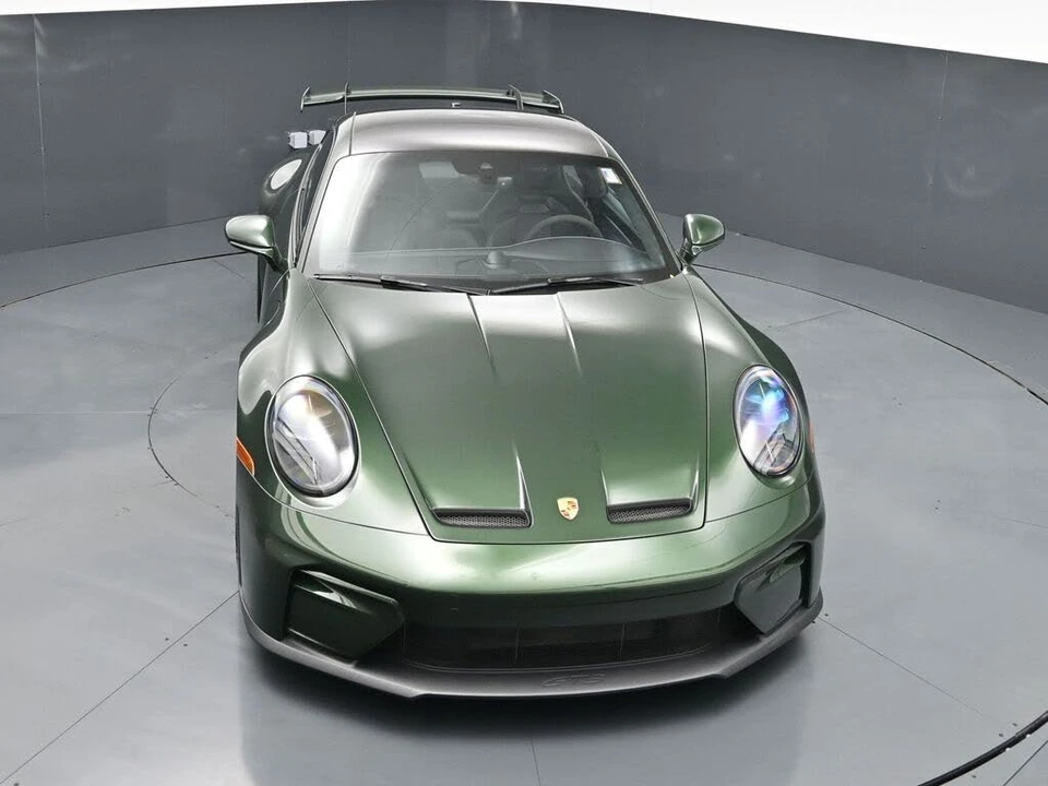 2025 Porsche 992 GT3 - Image 19 of 31