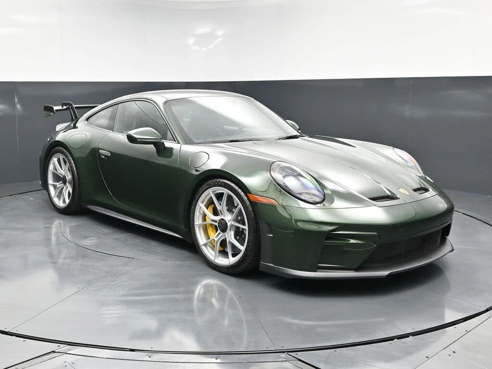 2025 Porsche 992 GT3 - Image 10 of 31
