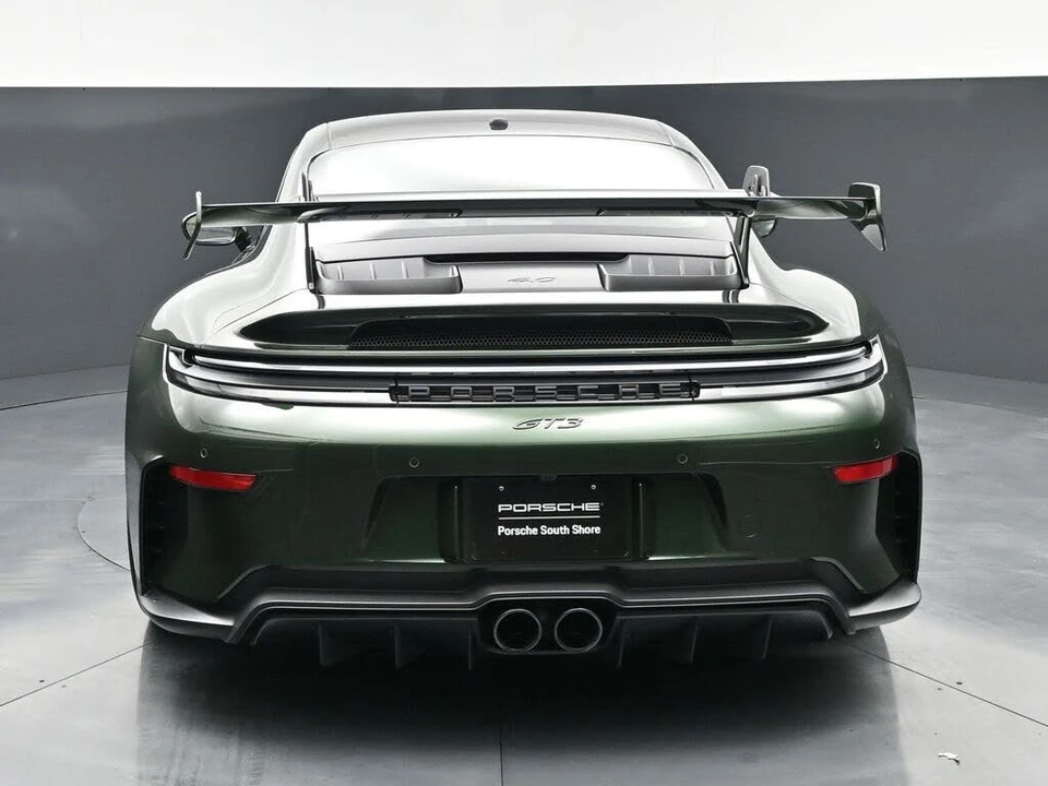 2025 Porsche 992 GT3 - Image 7 of 31