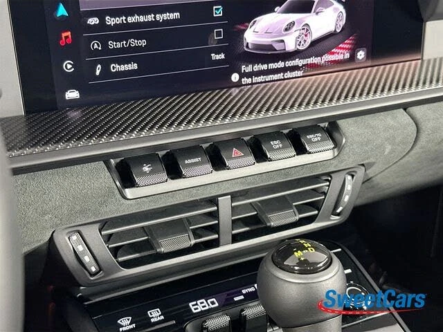 2025 Porsche 992 GT3 - Image 26 of 31