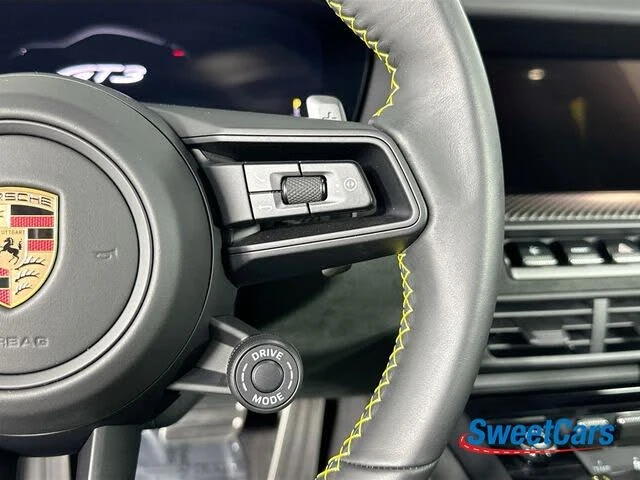 2025 Porsche 992 GT3 - Image 15 of 31