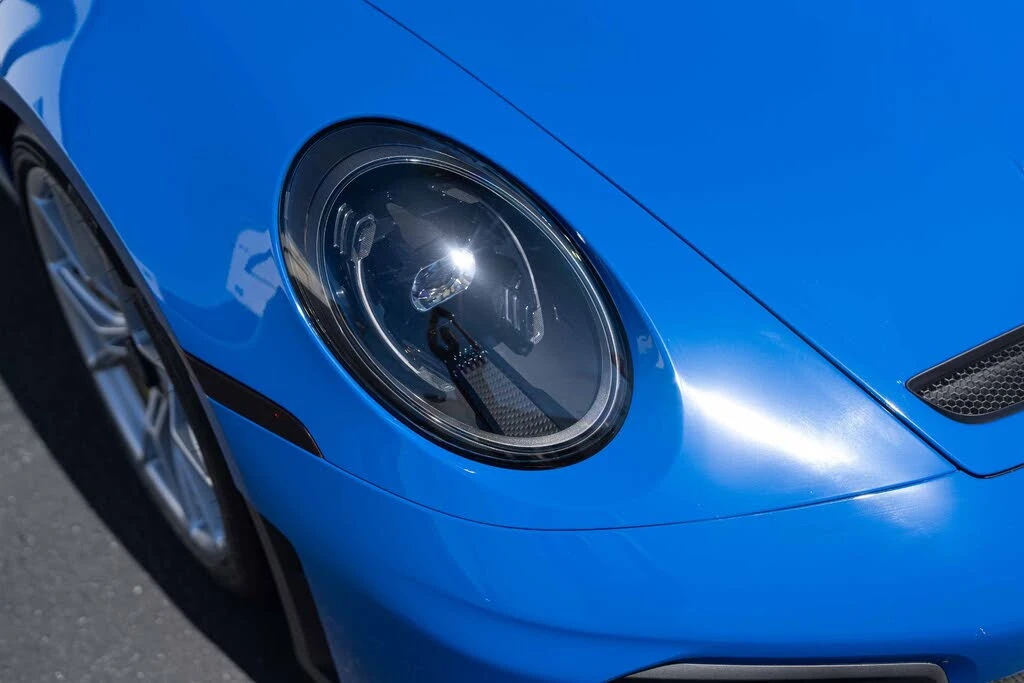 2025 Porsche 992 GT3 - Image 21 of 31