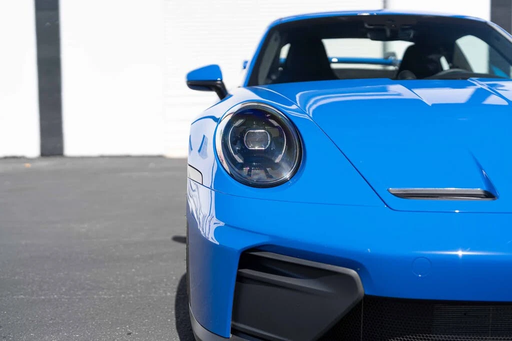 2025 Porsche 992 GT3 - Image 19 of 31