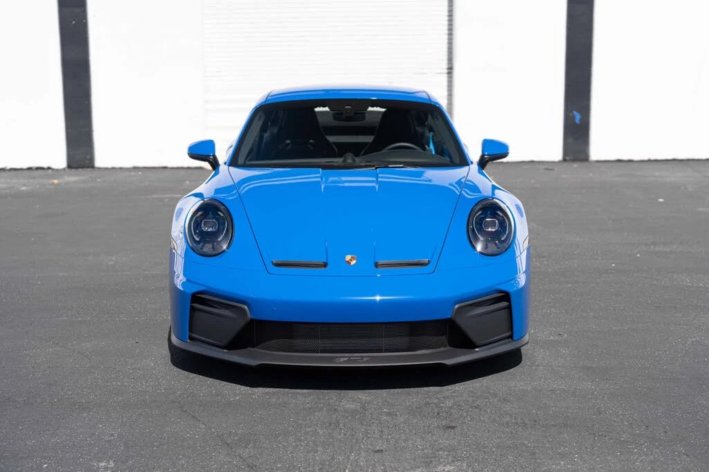 2025 Porsche 992 GT3 - Image 3 of 31