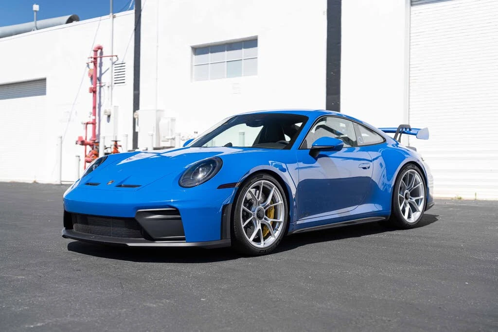 2025 Porsche 992 GT3 - Image 8 of 31