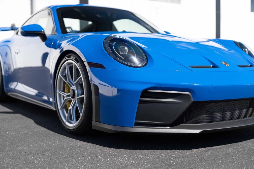 2025 Porsche 992 GT3 - Image 20 of 31