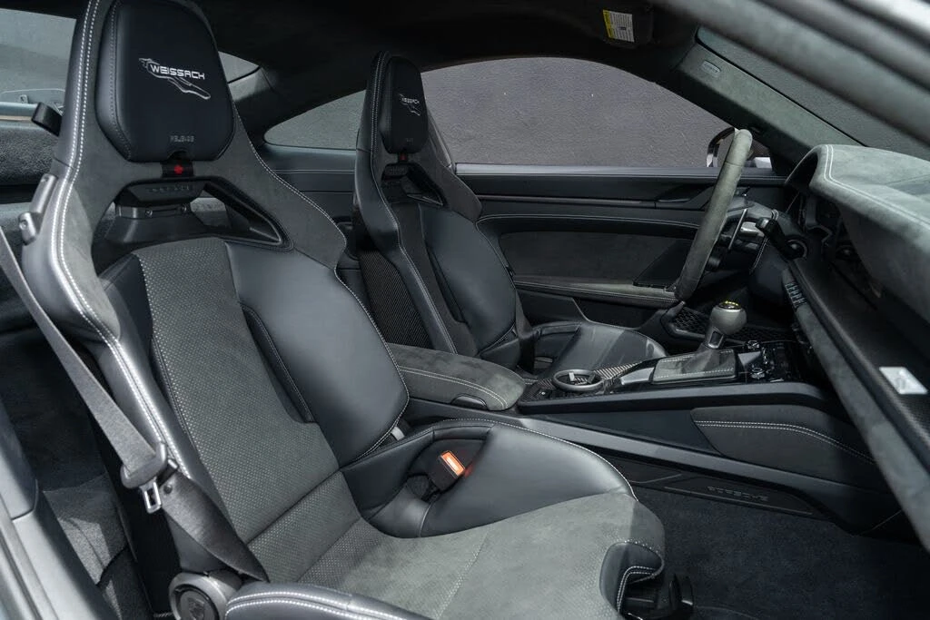 2025 Porsche 992 GT3 - Image 22 of 31