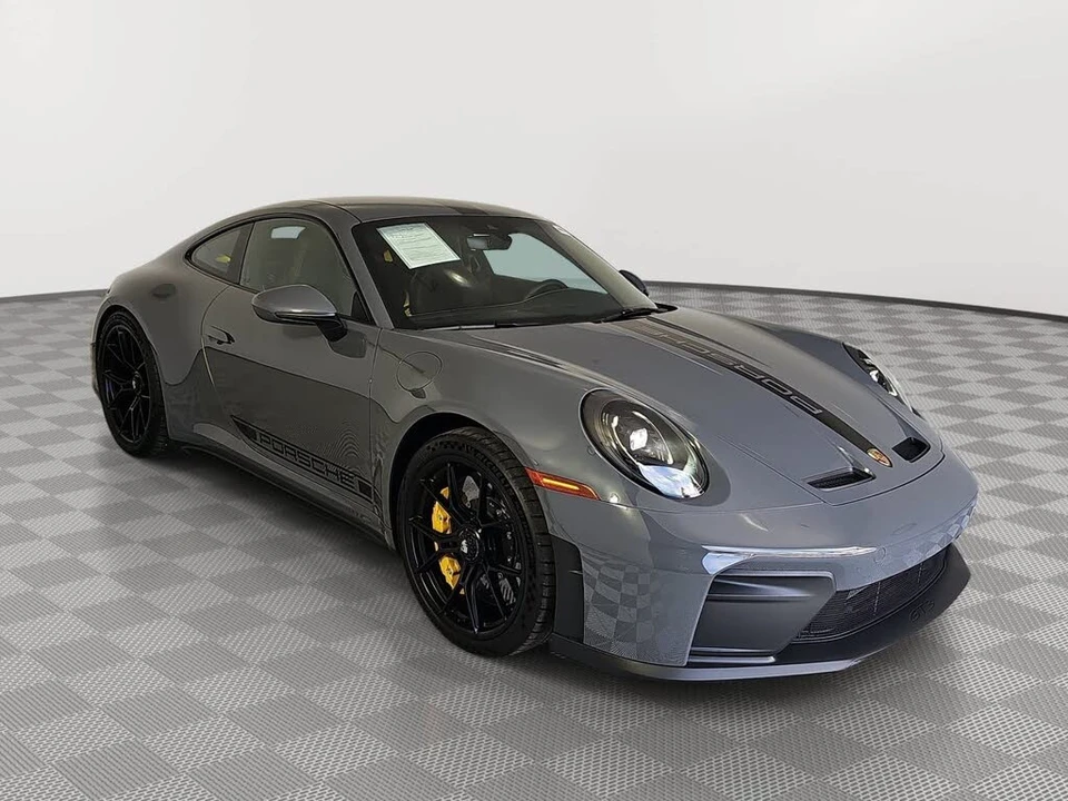 2025 Porsche 992 GT3 - Image 2 of 30