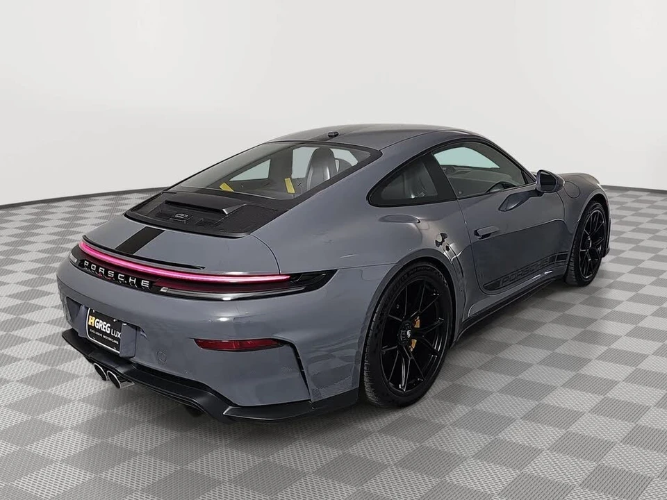 2025 Porsche 992 GT3 - Image 8 of 30