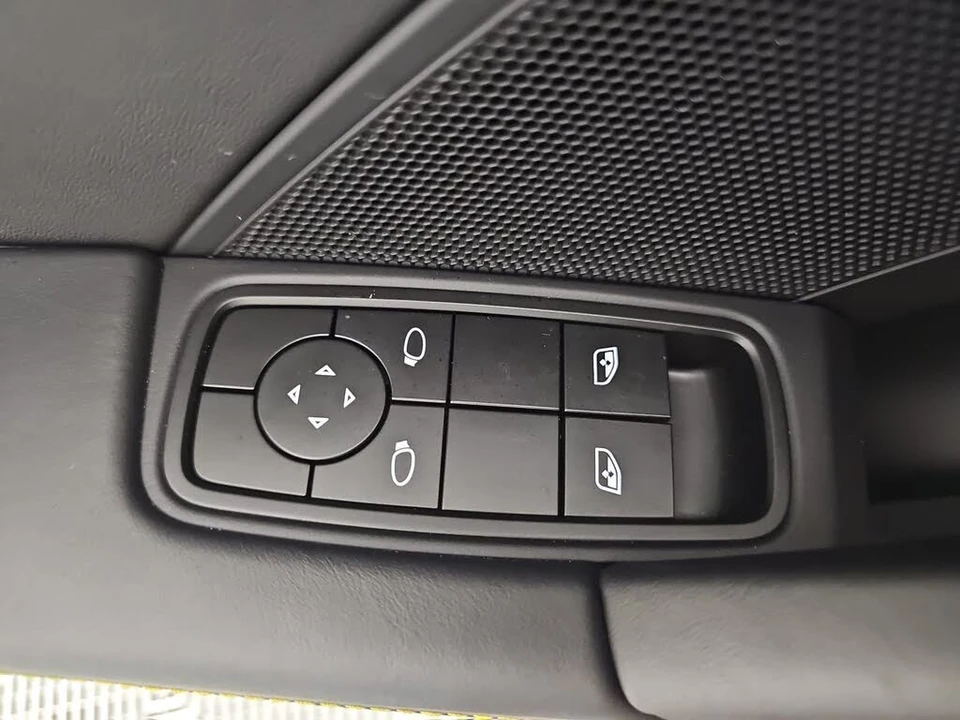 2025 Porsche 992 GT3 - Image 26 of 30