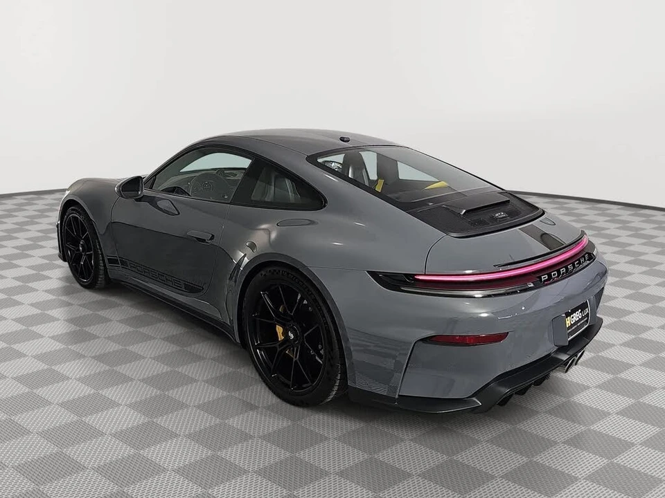 2025 Porsche 992 GT3 - Image 6 of 30