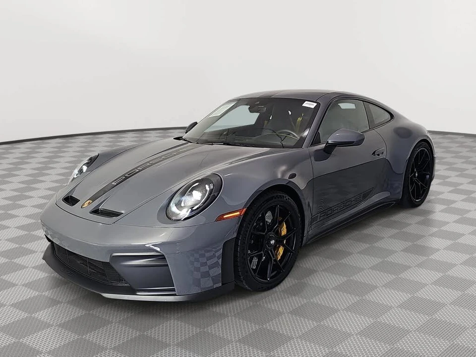 2025 Porsche 992 GT3 - Image 4 of 30