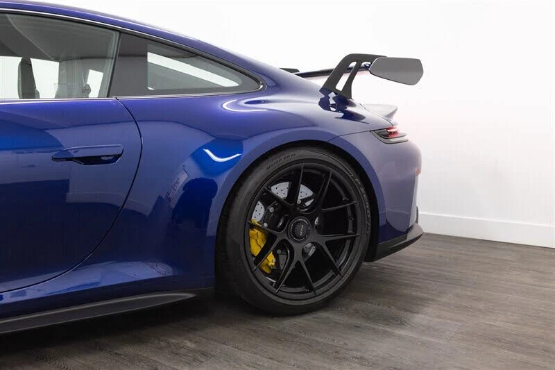 2025 Porsche 992 GT3 - Image 14 of 31