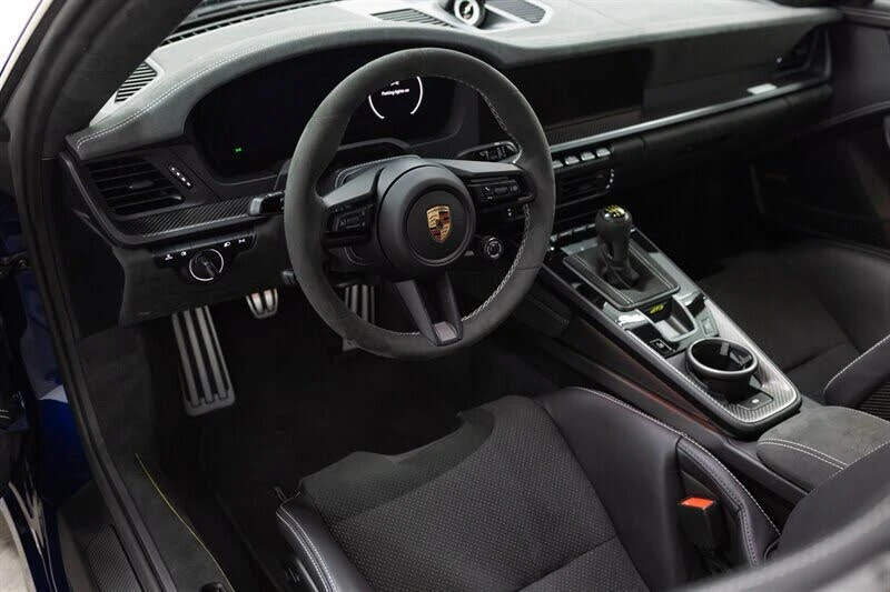 2025 Porsche 992 GT3 - Image 20 of 31