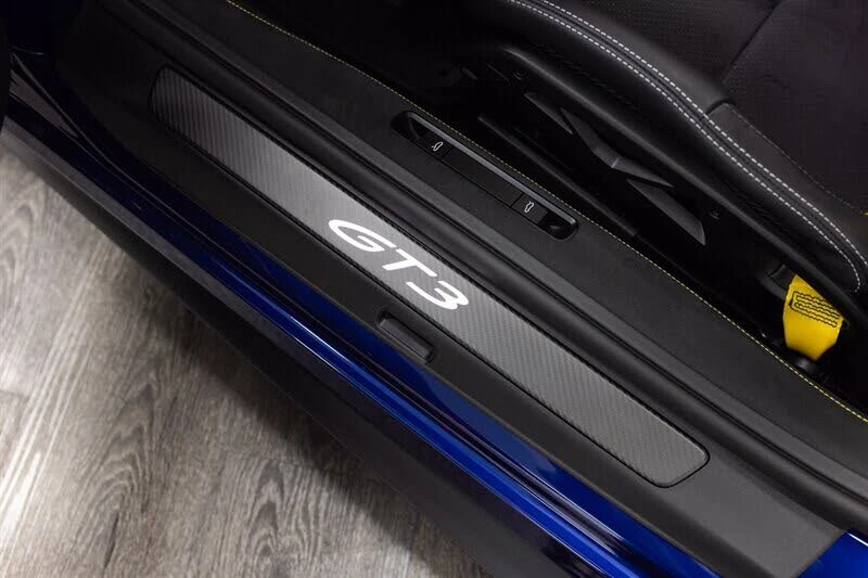 2025 Porsche 992 GT3 - Image 19 of 31