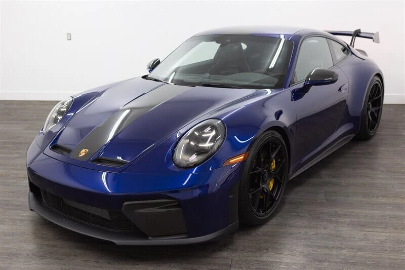 2025 Porsche 992 GT3 - Image 2 of 31