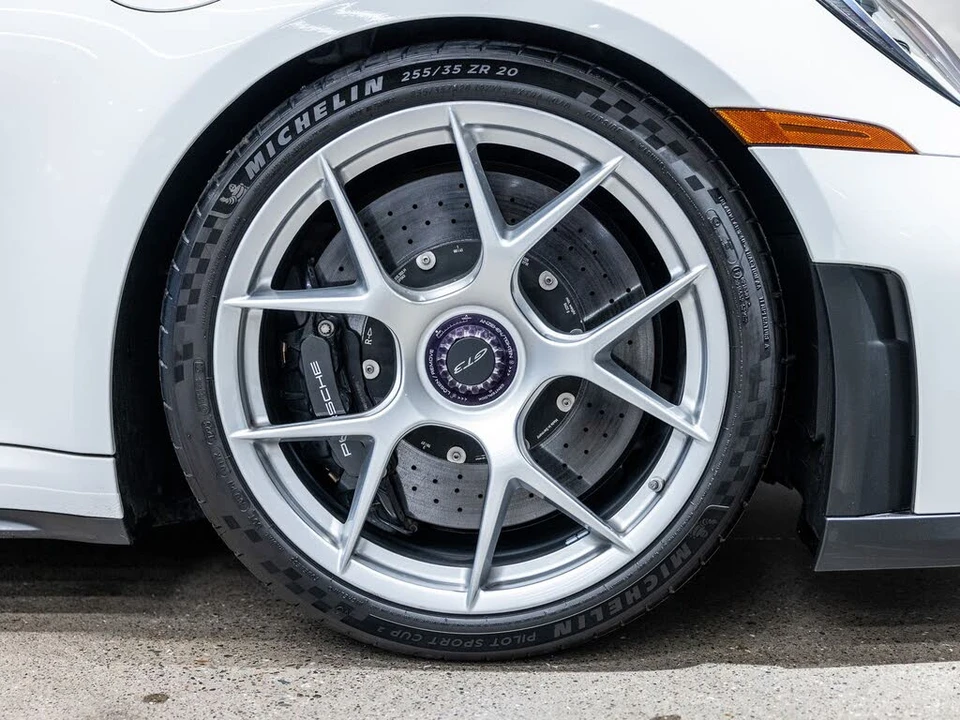 2025 Porsche 992 GT3 - Image 21 of 31