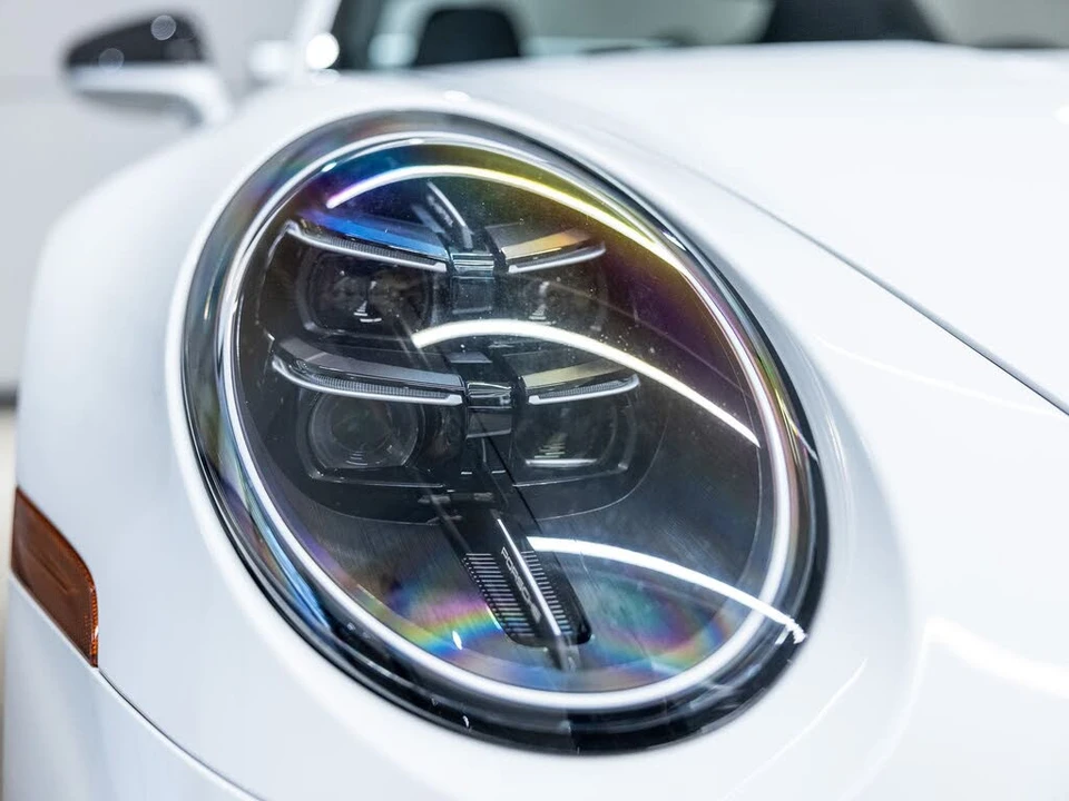 2025 Porsche 992 GT3 - Image 13 of 31
