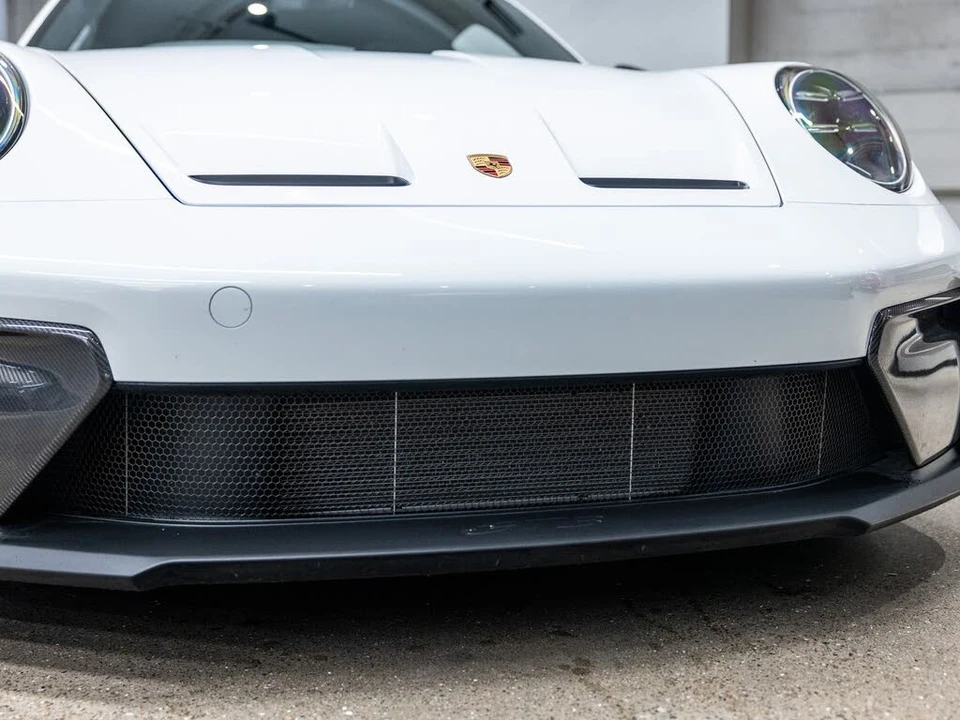 2025 Porsche 992 GT3 - Image 17 of 31
