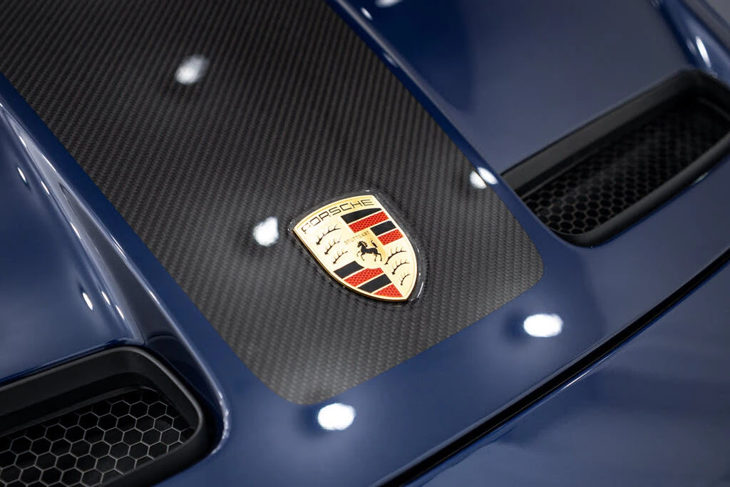 2025 Porsche 992 GT3 - Image 29 of 31