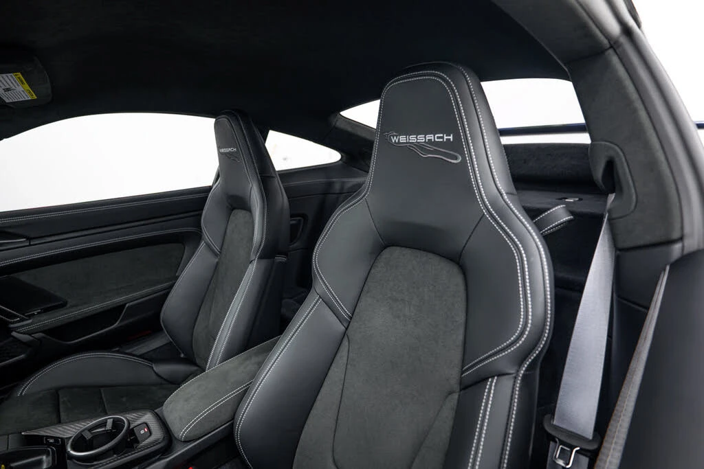 2025 Porsche 992 GT3 - Image 26 of 31