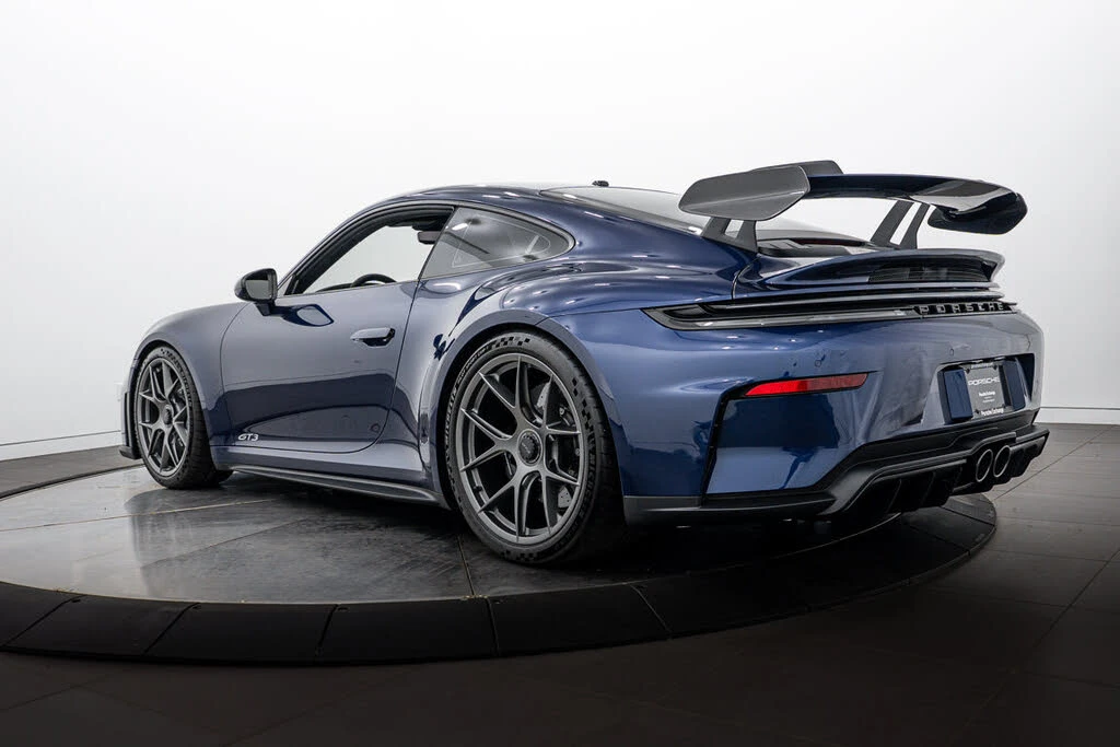 2025 Porsche 992 GT3 - Image 3 of 31