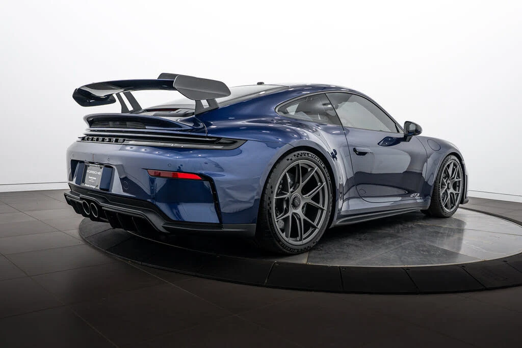 2025 Porsche 992 GT3 - Image 7 of 31