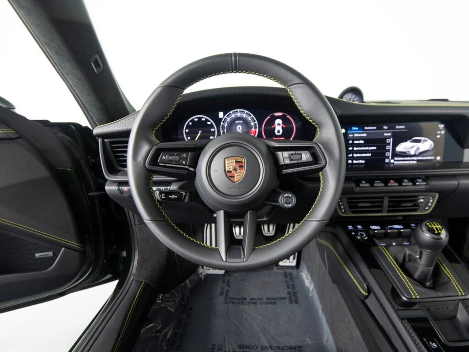 2025 Porsche 992 GT3 - Image 17 of 28