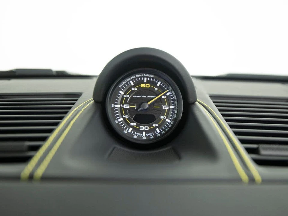 2025 Porsche 992 GT3 - Image 21 of 28