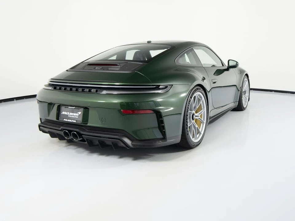 2025 Porsche 992 GT3 - Image 7 of 28
