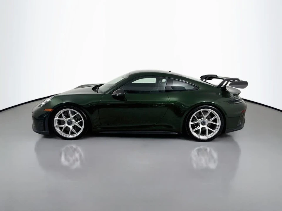 2025 Porsche 992 GT3 - Image 2 of 27
