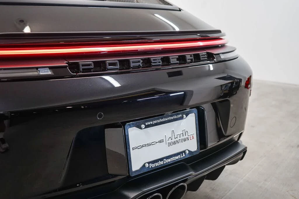 2025 Porsche 992 GT3 - Image 12 of 30