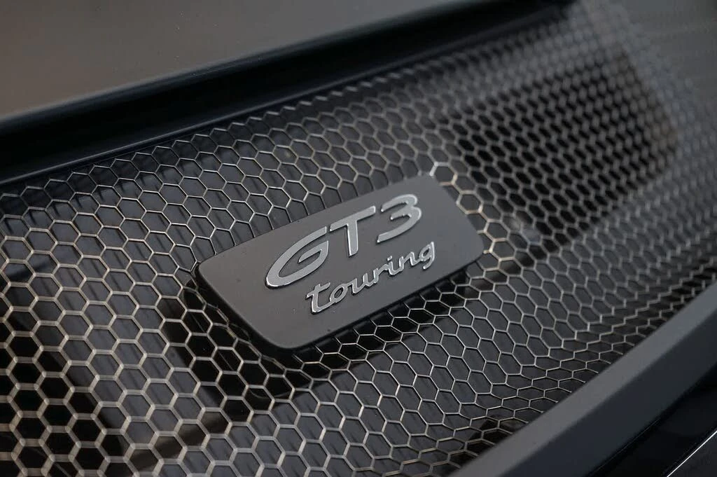 2025 Porsche 992 GT3 - Image 13 of 30