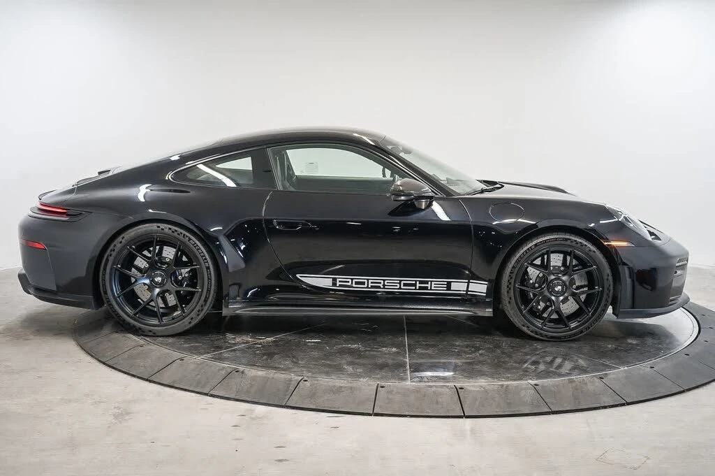 2025 Porsche 992 GT3 - Image 8 of 30