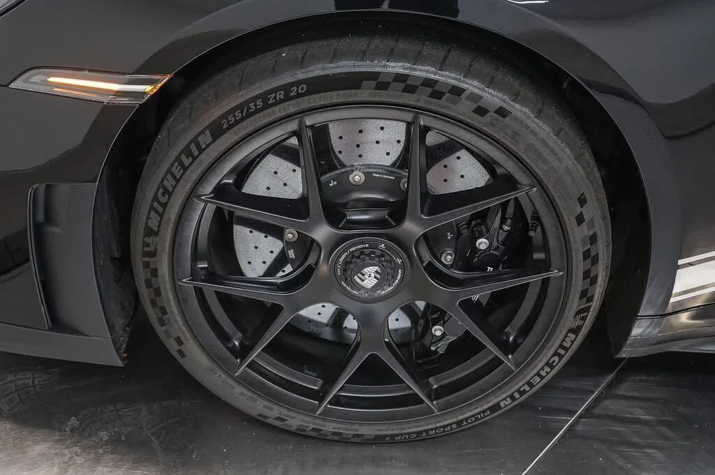2025 Porsche 992 GT3 - Image 15 of 30