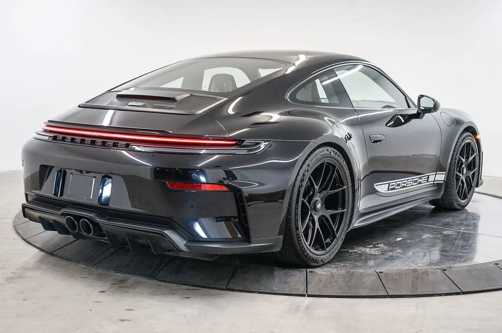 2025 Porsche 992 GT3 - Image 9 of 30