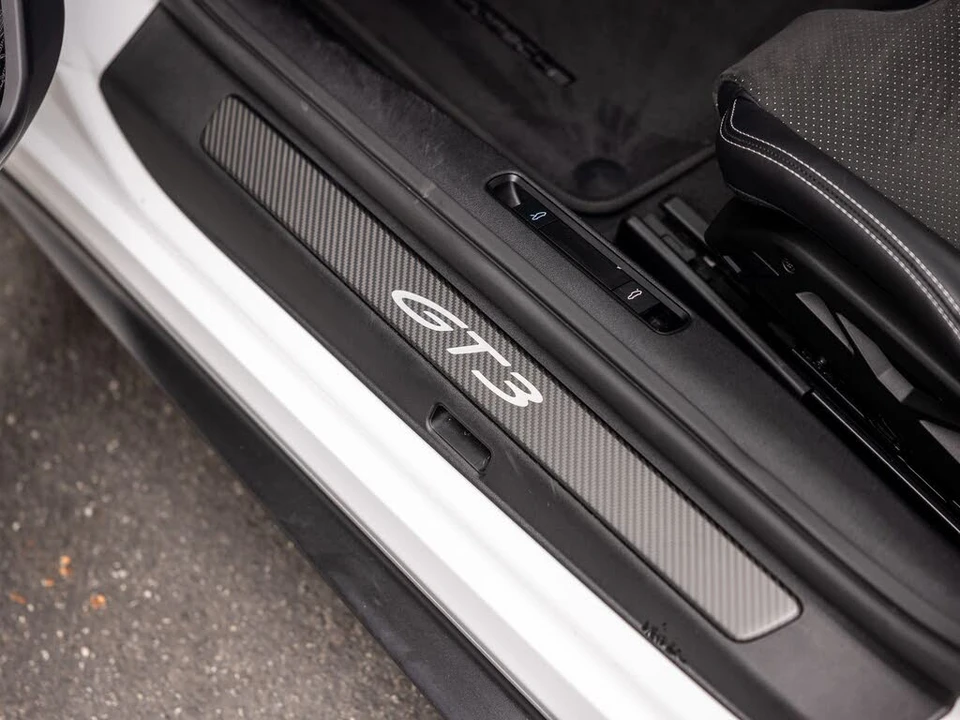2025 Porsche 992 GT3 - Image 31 of 31