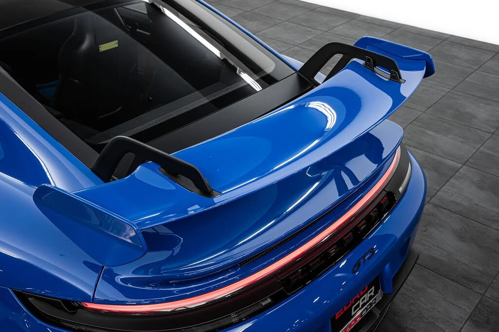2025 Porsche 992 GT3 - Image 22 of 31