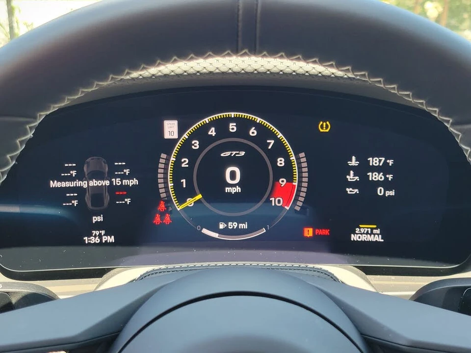 2025 Porsche 992 GT3 - Image 14 of 31