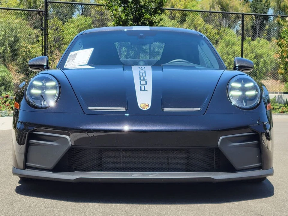 2025 Porsche 992 GT3 - Image 9 of 31