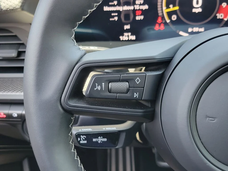 2025 Porsche 992 GT3 - Image 12 of 31
