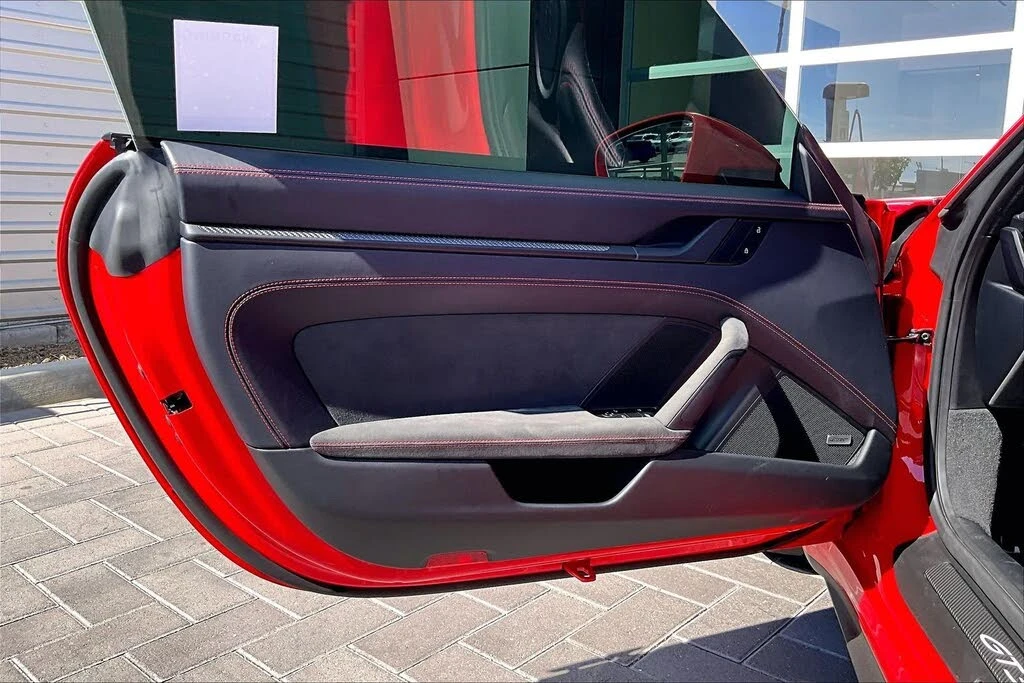 2025 Porsche 992 GT3 - Image 21 of 29