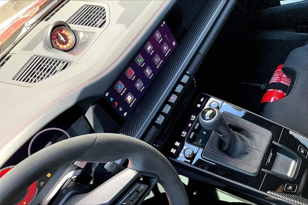 2025 Porsche 992 GT3 - Image 27 of 29